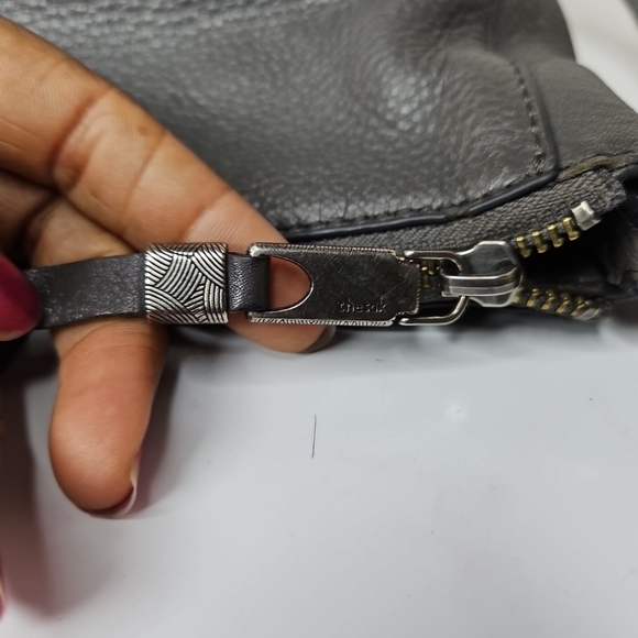 The Sak Leather Crossbody Bag With Adjustable Straps Gray Women Shoulder Bag - Picture 7 of 16